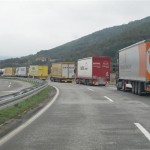 1-attente des poids lourds à la frontiére serbo-bulgare serbie 161 (Small) (Small)